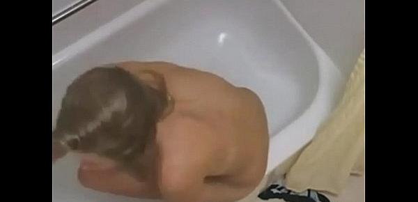  Sister Voyeur Bathtub Masturbation In Showers
